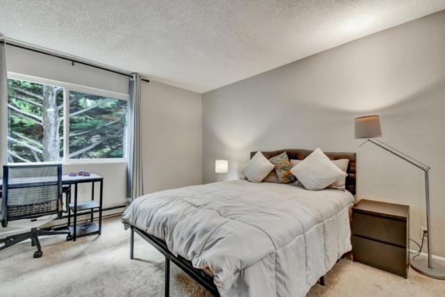 377 Mandarin Drive, Daly City CA: https://media.crmls.org/mediaz/c8ba7600-6111-417b-8b64-6d024fb4c35d.jpg