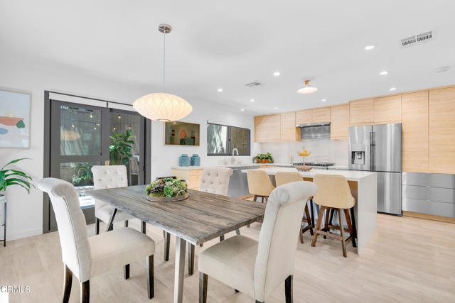 Detail Gallery Image 14 of 54 For 684 Orange Dr, Sierra Madre,  CA 91024 - 3 Beds | 2/1 Baths