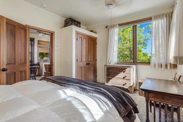 35750 Mountain Circle Drive, Julian CA: https://media.crmls.org/mediaz/c8bacb4a-ed09-43b2-8cc5-ce03afaca27a.jpg