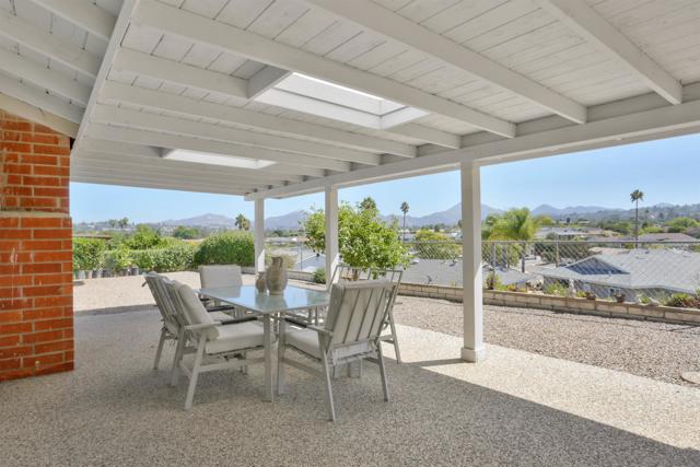 16421 Ramada Dr, San Diego CA: https://media.crmls.org/mediaz/c8bb63d6-50d1-4769-a684-12983eab3971.jpg