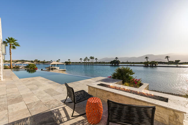 83145 N Shore Drive, Indio CA: https://media.crmls.org/mediaz/c8bb9938-1858-4768-a475-f2bc81853104.jpg