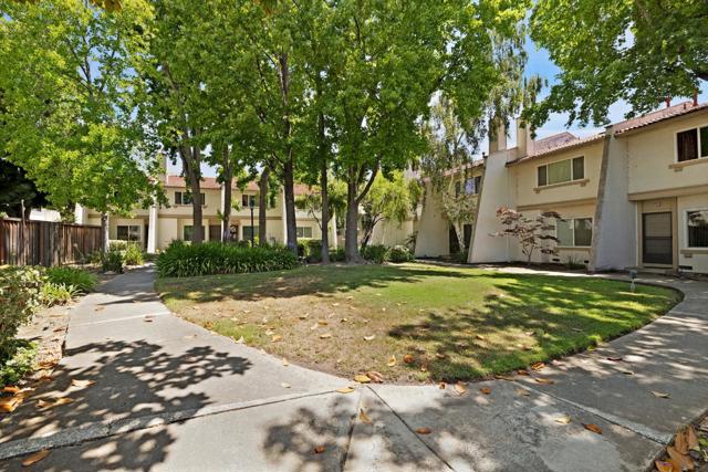 38652 Aurora Terrace, Fremont CA: https://media.crmls.org/mediaz/c8bbcdf3-81f7-46df-880a-e4505e49a3c0.jpg