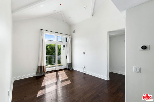 1127 Princeton Street, 102 photo 20