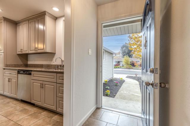 3140 Fitzpatrick Drive, Concord CA: https://media.crmls.org/mediaz/c8bc8ecf-d593-4847-948e-9b6b9952889a.jpg