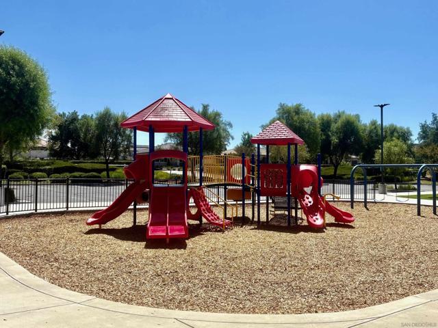 32757 Marin fields, Winchester CA: https://media.crmls.org/mediaz/c8bca107-58fb-479c-9ef0-526f401e876b.jpg