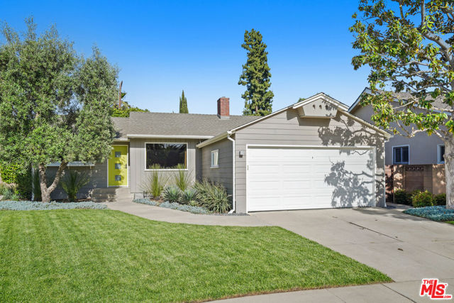13601 Emelita Street photo 3