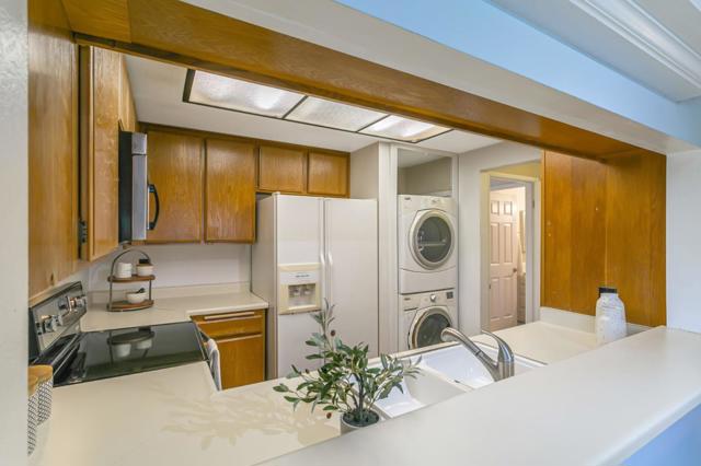771 Williamsburg Way, Gilroy CA: https://media.crmls.org/mediaz/c8bd1468-a6aa-4a0a-bc4f-364dbf18f1ae.jpg