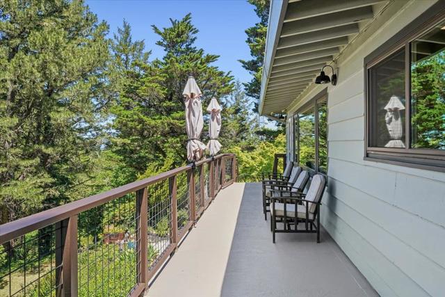 12960 Skyline Boulevard, Woodside CA: https://media.crmls.org/mediaz/c8bd297b-ca59-49a8-a6bf-c298be04d85c.jpg