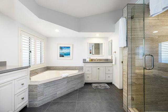 320 Vista Royale Drive, Palm Desert, CA 92211
