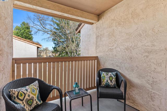 129 Ray St, Pleasanton CA: https://media.crmls.org/mediaz/c8be3d1f-98b0-4689-885a-72e2bdfa6482.jpg