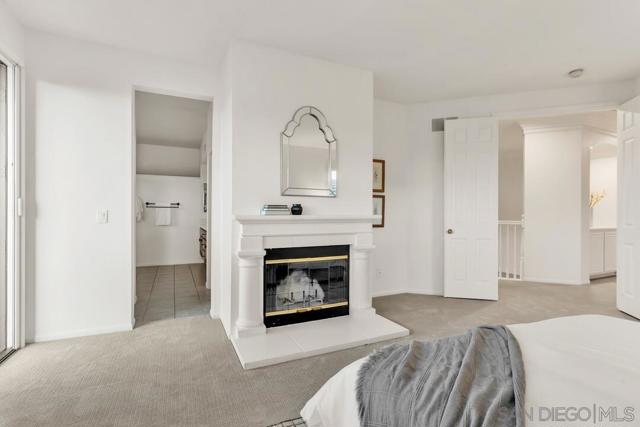 17002 Obsidian Dr, Ramona CA: https://media.crmls.org/mediaz/c8be707c-7c56-497a-9f61-2030a43751d2.jpg