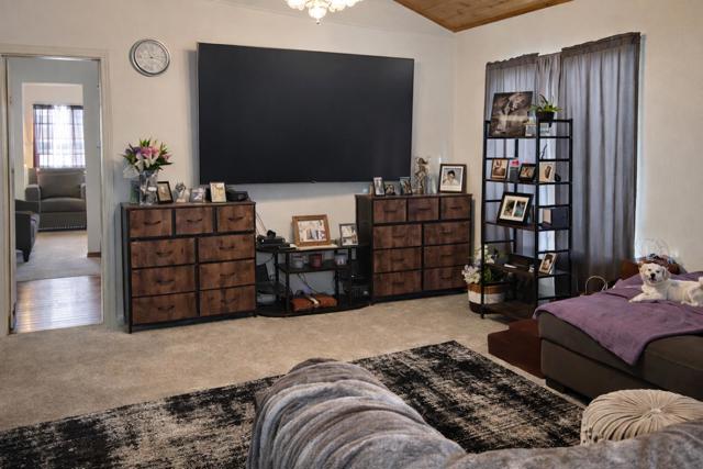 1551 Vallejo Drive, Hollister CA: https://media.crmls.org/mediaz/c8becc88-8516-49c6-a267-132e51fb9ac7.jpg