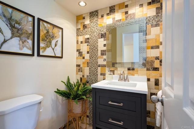 Detail Gallery Image 15 of 29 For 8278 Avenida Navidad #3,  San Diego,  CA 92122 - 2 Beds | 2/1 Baths
