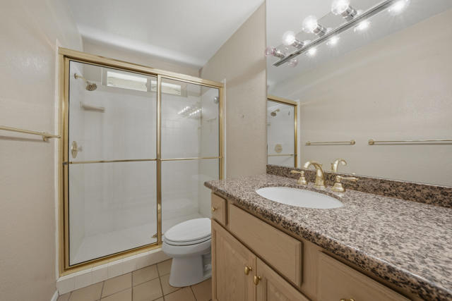 41774 Navarre Court, Palm Desert, CA 92260