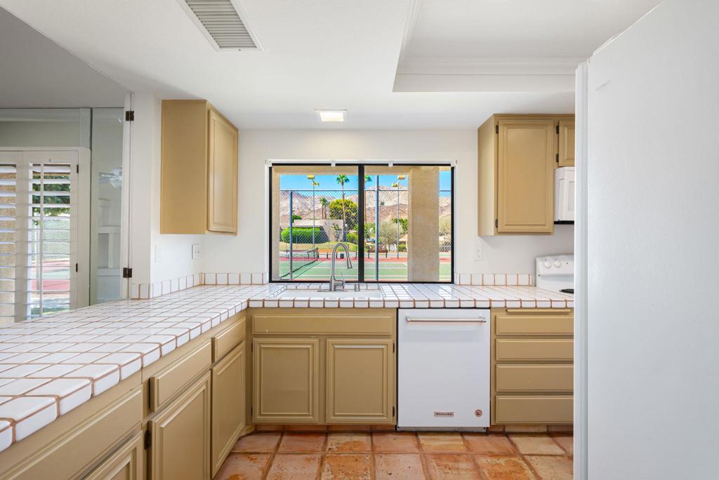MLS #219141622DA image #46