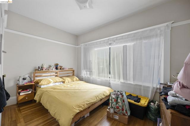 Image 26 of 42 For 4045 Manila Ave