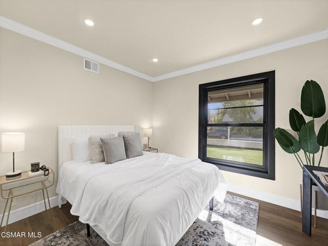 3032 E Black Hills Court, Westlake Village CA: https://media.crmls.org/mediaz/c8c0b153-7281-4f07-b4e5-d48e36246c7f.jpg