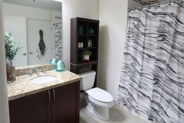 427 9th Avenue, San Diego CA: https://media.crmls.org/mediaz/c8c19924-7751-4b25-aa33-cc3f153fd679.jpg