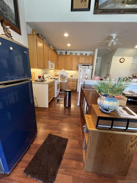 2723 Hazy Way, Banning CA: https://media.crmls.org/mediaz/c8c26b7a-cf02-41ef-85ad-57a80b62cd66.jpg