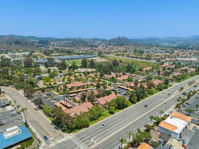 12191 Cuyamaca College Drive, El Cajon CA: https://media.crmls.org/mediaz/c8c30708-8ad5-419c-a1c8-d50efe4a22ab.jpg