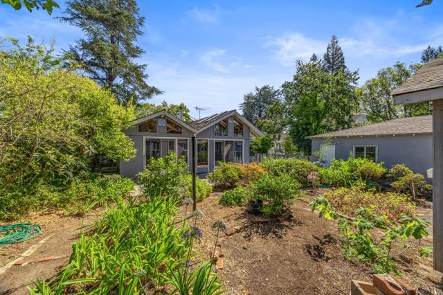 14 Nevada Street, Redwood City CA: https://media.crmls.org/mediaz/c8c37ee7-ed7d-4b46-b9c6-7874d8eb9a64.jpg