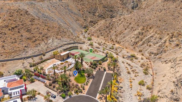 11 Vista Loma Drive, Rancho Mirage CA: https://media.crmls.org/mediaz/c8c49372-b09c-4a2d-8a85-78b3ba3d3555.jpg
