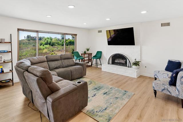 6143 Madra, San Diego CA: https://media.crmls.org/mediaz/c8c4d570-64b0-482a-aba9-ab8e5beb0449.jpg