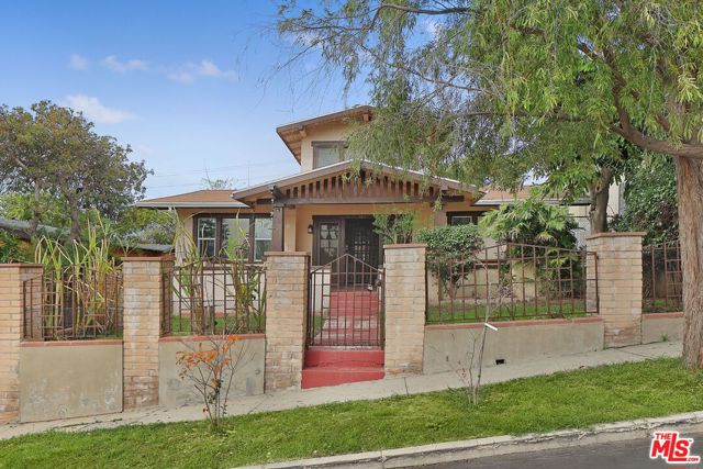 2837 Silver St, Los Angeles, CA 90065