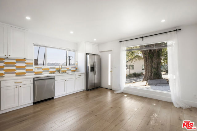 1402 Allesandro Street, Los Angeles CA: https://media.crmls.org/mediaz/c8c5ccea-ce4a-470d-b2b4-03390fae0d9d.jpg