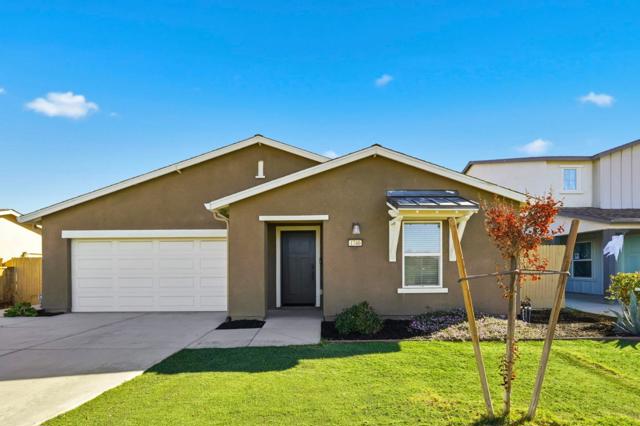 1740 Columbia Drive, Los Banos CA: https://media.crmls.org/mediaz/c8c6a8ee-276c-4846-b4e5-6ea45369e03e.jpg