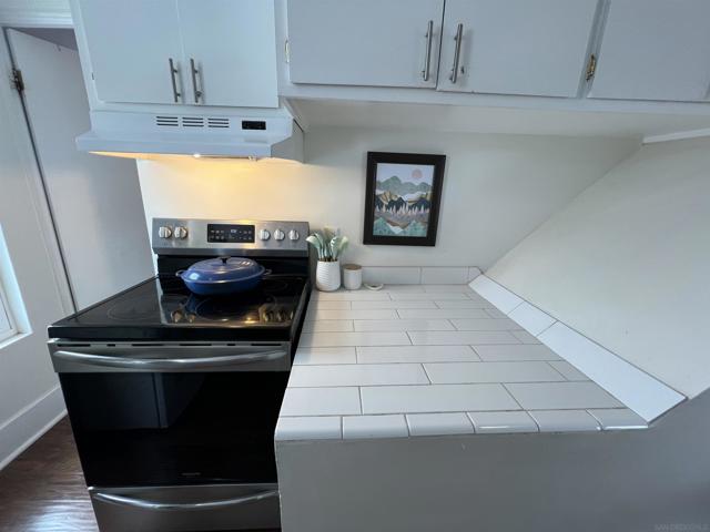 1525 Monroe Avenue, San Diego CA: https://media.crmls.org/mediaz/c8c6c2f8-6708-444c-97da-92c5b246ce46.jpg