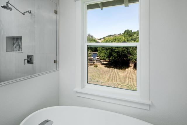 7565 Tierra Sombra Court, San Jose CA: https://media.crmls.org/mediaz/c8c729fd-5f16-451f-9ca6-176528877b7c.jpg
