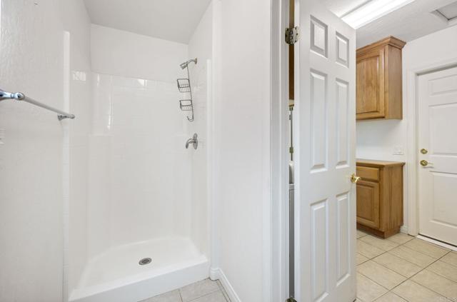 Detail Gallery Image 21 of 52 For 1420 Wilshire Rd, Fallbrook,  CA 92028 - 3 Beds | 2/1 Baths