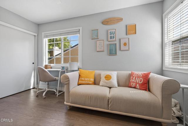 1430 Clayton Way, Simi Valley CA: https://media.crmls.org/mediaz/c8c8eb16-c888-4503-91cc-4376e5a81fff.jpg