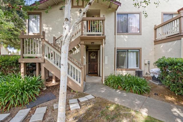874 Cherry Glen Circle, Fremont CA: https://media.crmls.org/mediaz/c8cb38ad-4b45-4342-a7cf-15a42a590a4a.jpg