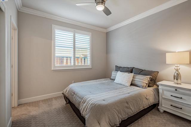 Image 28 of 60 For 5529 Mountain Ridge Way