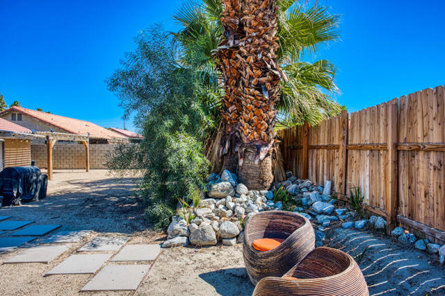 80917 Brown Street, Indio CA: https://media.crmls.org/mediaz/c8cc6a4a-7285-48b0-9ec0-47cffeffa851.jpg