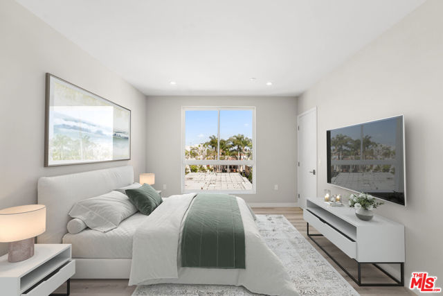 1226 S Bedford Street, Los Angeles CA: https://media.crmls.org/mediaz/c8cd4f72-f5c0-488d-9e1a-d04b37fcac38.jpg