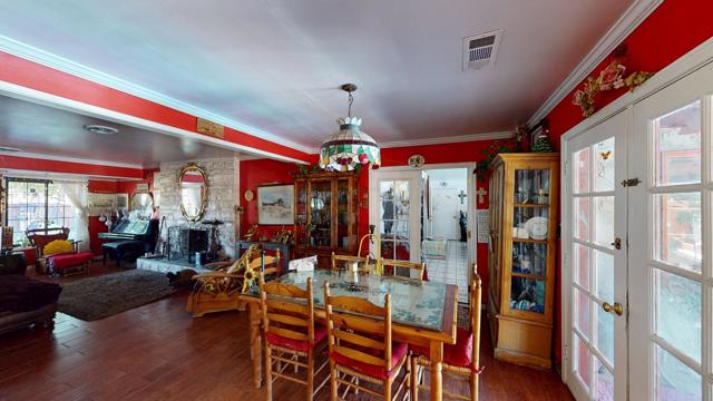 7585 Joshua Lane, Yucca Valley CA: https://media.crmls.org/mediaz/c8ce0dcf-7624-474f-9dcd-57ec0bc548a7.jpg