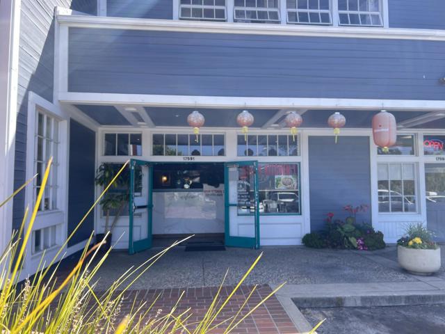 17591 17591 Vierra Canyon Road, Prunedale CA: https://media.crmls.org/mediaz/c8ce7b46-7221-49f4-8ea0-0328f88d10c0.jpg