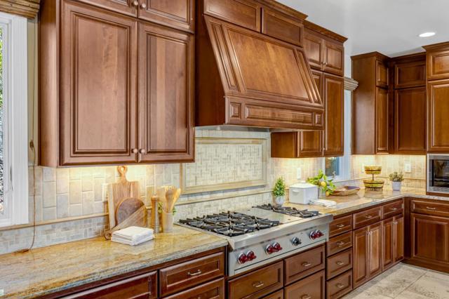 409 Mirador Court, Monterey CA: https://media.crmls.org/mediaz/c8cea933-4f4c-4a32-8944-47564cb6d518.jpg