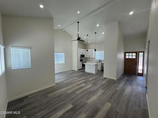 17018 Midwood Drive, Granada Hills CA: https://media.crmls.org/mediaz/c8cf0f43-9caf-4e8a-9fae-4ca9ae7fc0a8.jpg