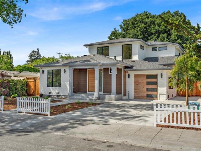 883 Rorke Way, Palo Alto CA: https://media.crmls.org/mediaz/c8d0c30c-f7ec-49a6-821e-8ca4866cd910.jpg