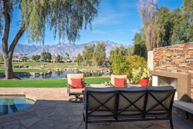 33 Via Las Flores, Rancho Mirage, CA 92270