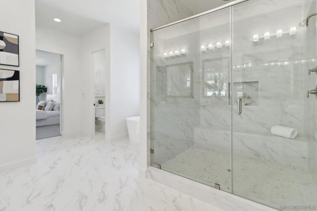 2745 Alexander Dr, Escondido CA: https://media.crmls.org/mediaz/c8d1410a-7713-4459-8f9b-3f067b606bdb.jpg