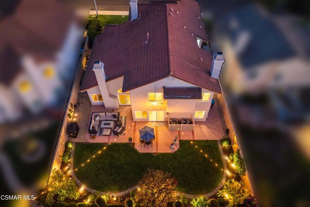 12147 Alder Grove Street, Moorpark CA: https://media.crmls.org/mediaz/c8d1f2ba-e3dd-43bb-8970-86ff8d856e70.jpg