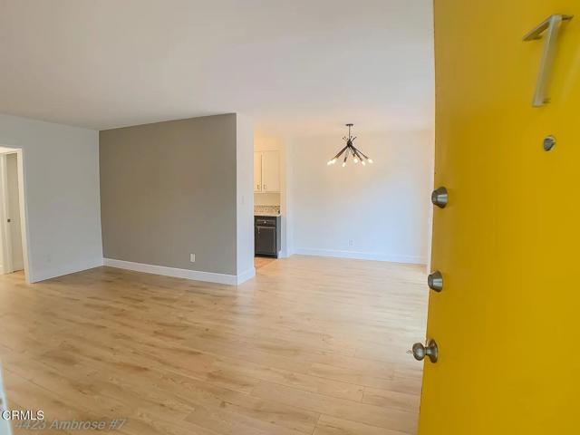 Detail Gallery Image 4 of 11 For 4423 Ambrose Ave #7,  Los Angeles,  CA 90027 - 1 Beds | 1 Baths