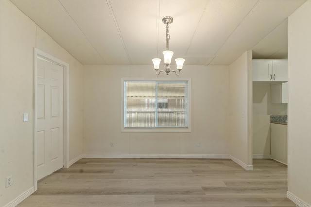 Detail Gallery Image 12 of 26 For 2042 Girard St #93,  Delano,  CA 93215 - 4 Beds | 2 Baths