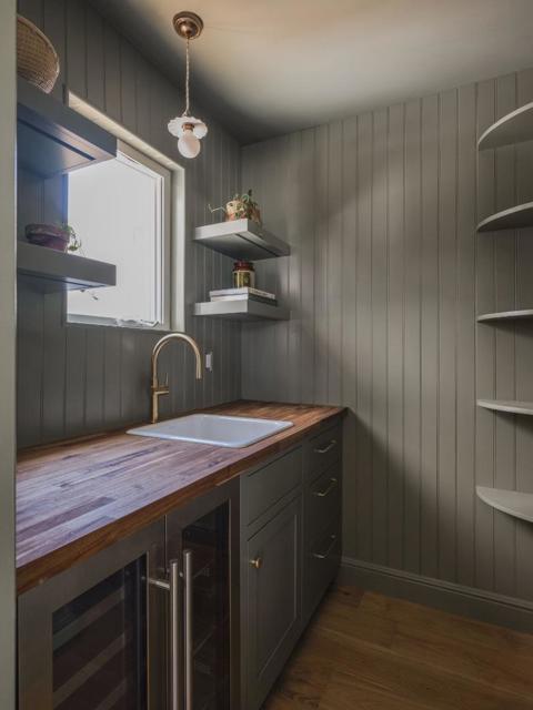 362 Topaz Street, Redwood City CA: https://media.crmls.org/mediaz/c8d492b6-20d0-4d8a-9f91-a9af3452bf7f.jpg