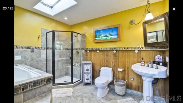 1153 Crest Dr, Encinitas CA: https://media.crmls.org/mediaz/c8d4ee89-3cb1-4f10-8697-aa1544731a9e.jpg